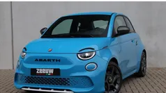 Blauw Nieuw 2025 Abarth 500e Hatchback | € 37.450 (Goede deal)