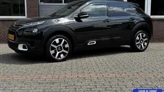 Zwart Gebruikt 2018 Citroën C4 Cactus PureTech Hatchback | € 9.950 (Super prijs)