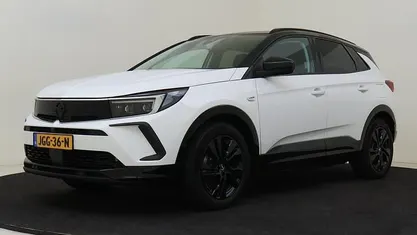 Wit Occasion 2022 Opel Grandland X GS Line SUV | € 27.725 (Eerlijke prijs)