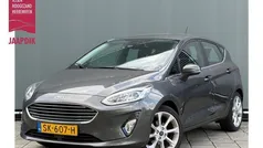 Grijs, metallic lak Gebruikt 2018 Ford Fiesta Titanium Hatchback | € 8.444 (Eerlijke prijs)