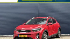 Rood Gebruikt 2024 Kia Stonic SUV | € 23.485 (Eerlijke prijs)