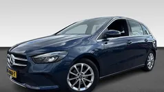 Blauw Gebruikt 2019 Mercedes B180 Edition MPV | € 21.730 (Goede deal)