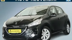 Zwart Gebruikt 2014 Peugeot 208 Active Hatchback | € 7.900 (Eerlijke prijs)