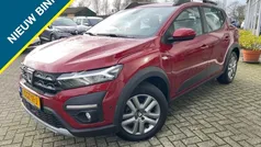 Rood Gebruikt 2021 Dacia Sandero Comfort Hatchback | € 17.845 (Eerlijke prijs)