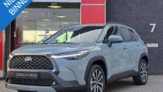 Grijs Nieuw 2025 Toyota Corolla Cross Style SUV | € 43.119 (Eerlijke prijs)