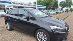 Zwart Gebruikt 2018 BMW 218 Executive Stationwagen | € 16.950 (Goede deal)