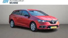 Rood Gebruikt 2019 Renault Mégane GrandTour LIMITED Stationwagen | € 7.900 (Goede deal)