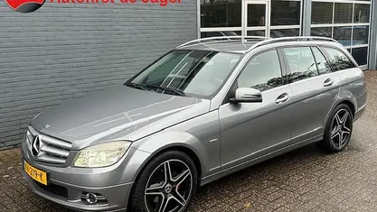 Grijs (metallic) Gebruikt 2009 Mercedes C180 Business Stationwagen | € 6.650 (Eerlijke prijs)