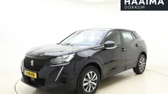 Zwart Gebruikt 2021 Peugeot 2008 Active SUV | € 16.950 (Goede deal)