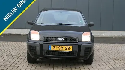 Occasion Ford Fusion 80 PK (58 kW) 2006 MPV