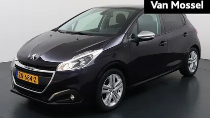 Occasion Peugeot 208 Signature Sky 82 PK (60 kW) 2019 Blauw Hatchback