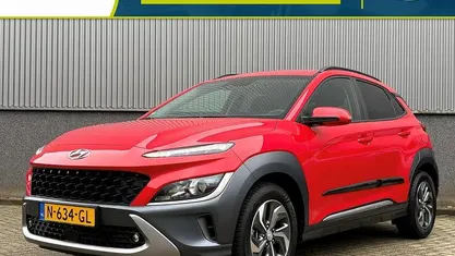 Occasion Hyundai Kona Premium 105 PK (77 kW) 2021 Rood metallic SUV