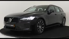 Gebruikt 2024 Volvo V60 Plus Stationwagen | € 46.890 (Eerlijke prijs)