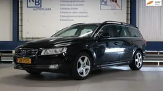 Zwart Gebruikt 2016 Volvo V70 Stationwagen | € 9.950 (Eerlijke prijs)