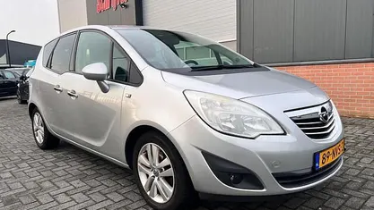 Occasion 2010 Opel Meriva Cosmo MPV | € 1.150 (Super prijs)