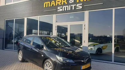 Occasion Opel Astra Edition 131 PK (96 kW) 2020 Zwart Stationwagen