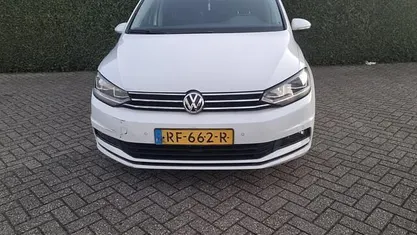 Gebruikt 2017 VW Touran Comfortline MPV | € 8.899 (Eerlijke prijs)