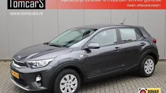 Gebruikt 2018 Kia Stonic Comfort SUV | € 14.950 (Eerlijke prijs)