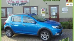 Blauw Gebruikt 2018 Dacia Sandero Stepway Hatchback | € 9.850 (Eerlijke prijs)