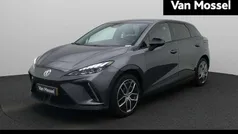 Grijs Gebruikt 2023 MG MG4 EV Luxury Hatchback | € 23.995 (Eerlijke prijs)