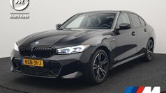 Zwart Gebruikt 2023 BMW 330e M Sport Sedan | € 42.390 (Super prijs)