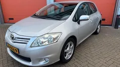 Grijs (metallic) Gebruikt 2010 Toyota Auris Hatchback | € 4.450 (Goede deal)