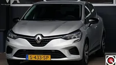 Gebruikt 2023 Renault Clio V Equilibre Hatchback | € 15.950 (Goede deal)