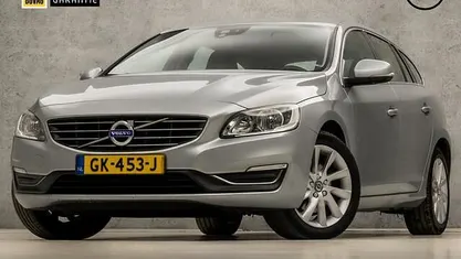 Grijs Gebruikt 2015 Volvo V60 Summum Stationwagen | € 10.945 (Super prijs)