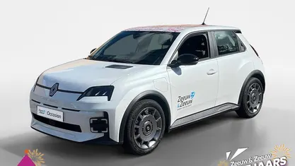 Wit Gebruikt 2025 Renault R5 Evolution Hatchback | € 26.000 (Eerlijke prijs)