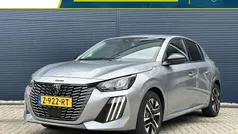 Grijs Gebruikt 2024 Peugeot 208 Allure Hatchback | € 24.285 (Eerlijke prijs)