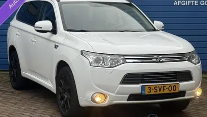 Occasion Mitsubishi Outlander Instyle 121 PK (88 kW) 2013 SUV
