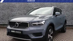 Grijs Gebruikt 2022 Volvo XC40 Inscription SUV | € 37.194 (Eerlijke prijs)