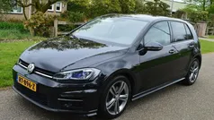 Zwart Gebruikt 2018 VW Golf VII R-line Hatchback | € 13.999 (Eerlijke prijs)