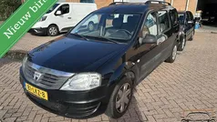 Zwart Gebruikt 2010 Dacia Logan Ambiance Sedan | € 999 (Eerlijke prijs)