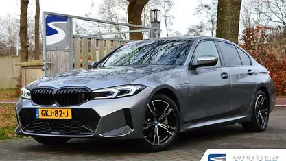 Occasion 2024 BMW 330 M Sport Sedan | € 44.400 (Super prijs)