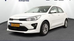 Gebruikt 2022 Kia Rio Hatchback | € 17.950 (Eerlijke prijs)