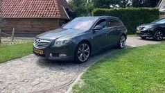 Grijs, metallic lak Gebruikt 2010 Opel Insignia Cosmo Stationwagen | € 3.950 (Goede deal)