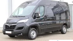 Zwart Gebruikt 2022 Opel Movano Edition Van | € 17.722 (Eerlijke prijs)