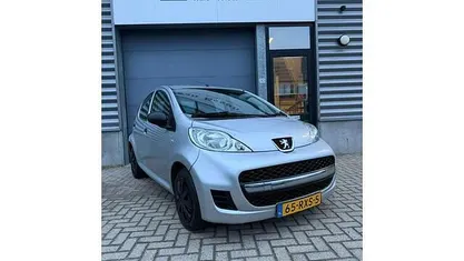Occasion 2011 Peugeot 107 Hatchback | € 3.950 (Eerlijke prijs)