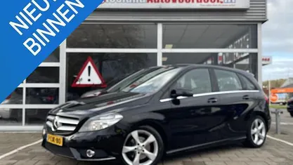 Zwart Occasion 2013 Mercedes B180 Ambition MPV | € 8.949 (Eerlijke prijs)