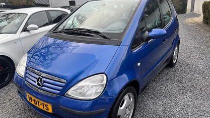 Blauw Occasion 2000 Mercedes A140 Elegance MPV | € 1.450 (Eerlijke prijs)