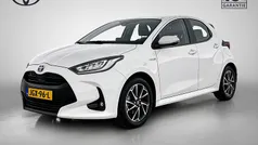 Wit Gebruikt 2021 Toyota Yaris Hybrid Hatchback | € 21.945 (Eerlijke prijs)