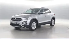 Grijs, metallic lak Gebruikt 2023 VW T-Roc Life SUV | € 32.450 (Eerlijke prijs)