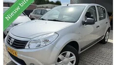 Grijs Gebruikt 2010 Dacia Sandero Ambiance Hatchback | € 2.650 (Eerlijke prijs)