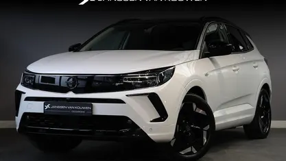 Wit Occasion 2024 Opel Grandland X GSe SUV | € 33.445 (Eerlijke prijs)