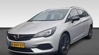 Grijs Occasion 2021 Opel Astra Design & Tech Stationwagen | € 13.440 (Eerlijke prijs)