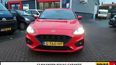 Rood Gebruikt 2019 Ford Focus Business Edition Hatchback | € 17.850 (Eerlijke prijs)