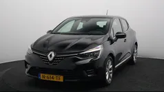 Gebruikt 2022 Renault Clio V Intens Hatchback | € 15.845 (Eerlijke prijs)