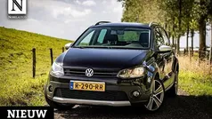 Zwart Gebruikt 2011 VW Polo Comfortline Hatchback | € 4.390 (Eerlijke prijs)