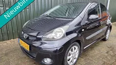 Zwart Gebruikt 2010 Toyota Aygo Comfort Hatchback | € 3.590 (Eerlijke prijs)